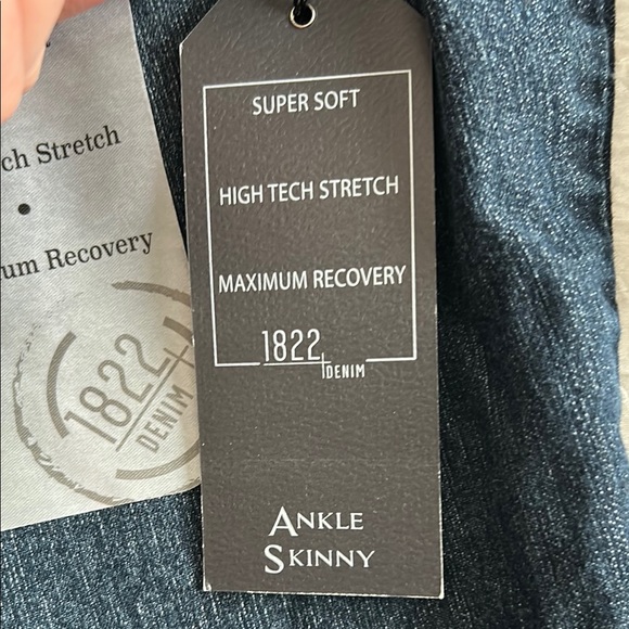 NWT 1822 Ankle Skinny Indigo Wash - Picture 4 of 7